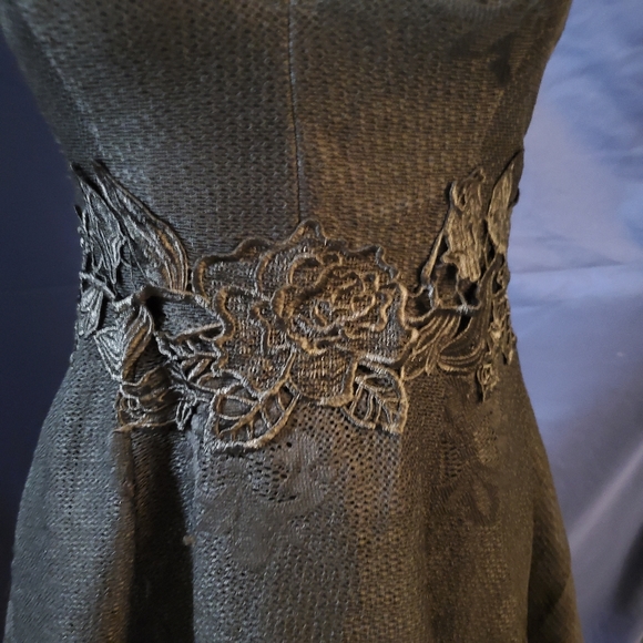 Little black dress - Picture 5 of 8